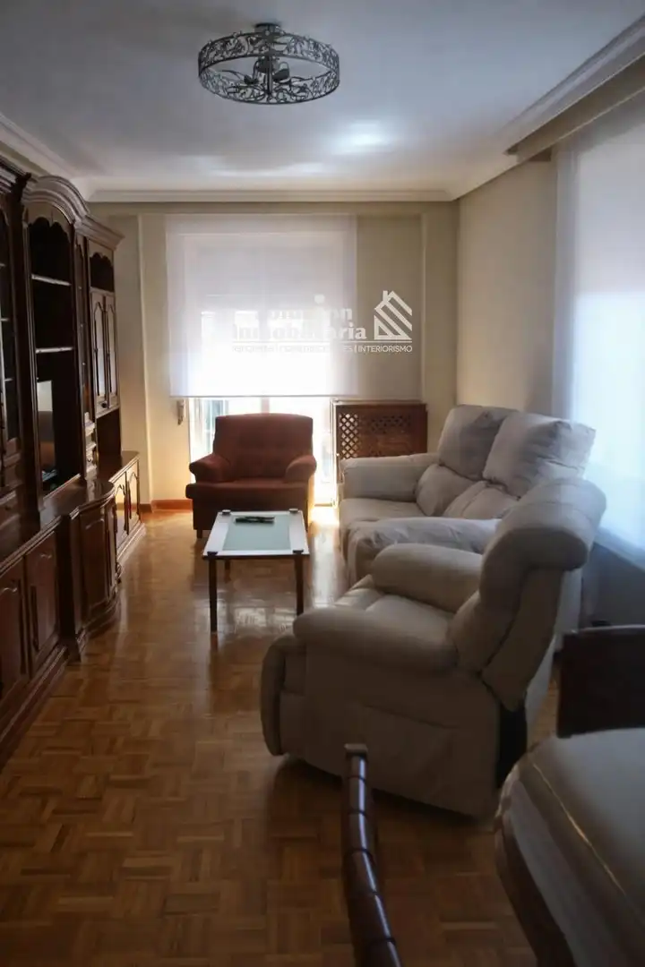 Living room of Flat for rent in Salamanca  with Heating, Terrace and Furnished