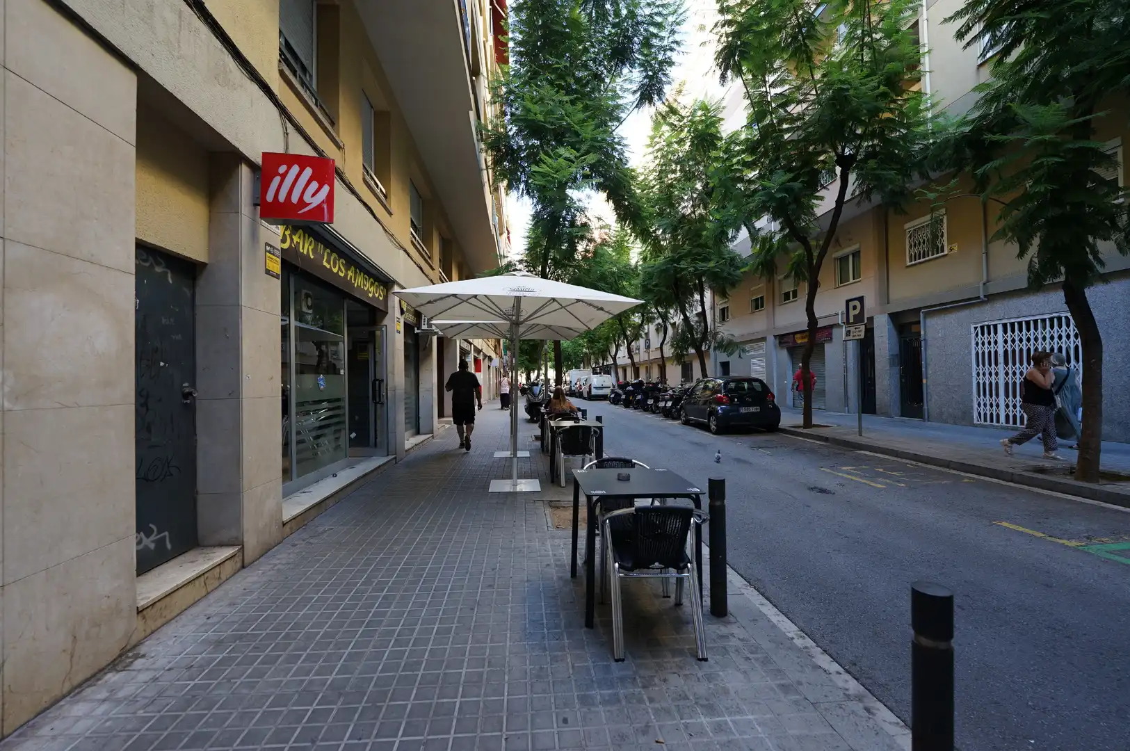 Local comercial en traspàs a Carrer de Emilia Pardo Bazán 9, imagen 13