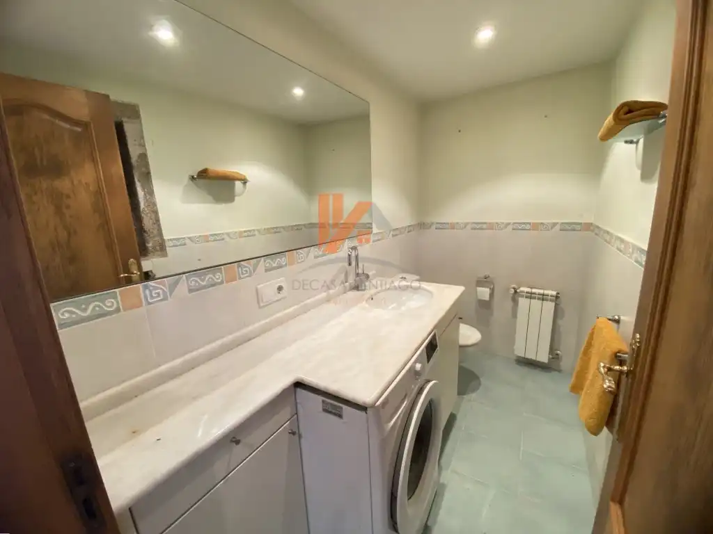 Baño de Casa o chalet de alquiler en Santiago de Compostela  con Amueblado