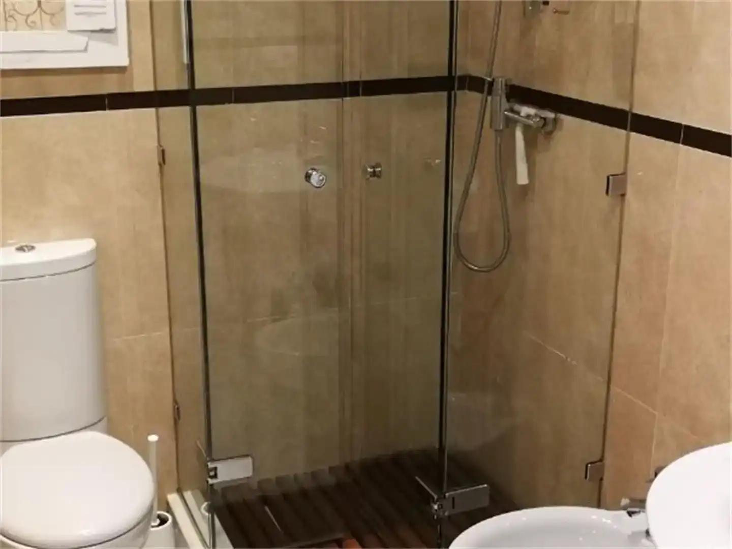 Badezimmer von Maisonette zur Miete in Cuenca mit Klimaanlage