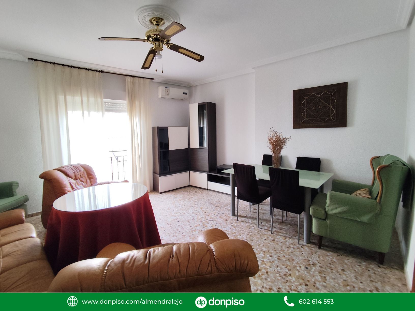 Living room of Flat for sale in Hinojosa del Valle