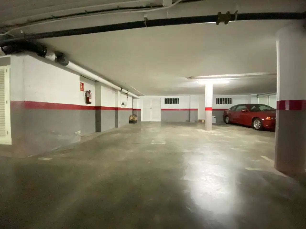 Parking de Ático en venta en Gavà con Calefacción, Terraza y Trastero