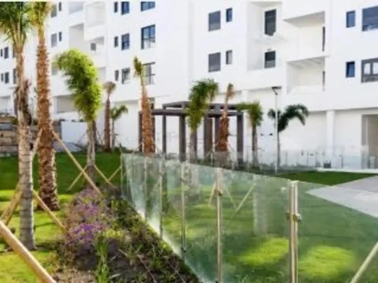 Vista exterior de Piso de alquiler en Málaga con Aire acondicionado, Terraza y Piscina