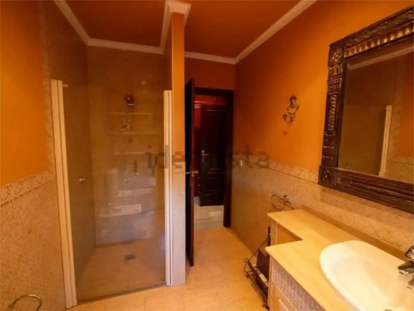 Baño de Piso en venta en Córdoba con Aire acondicionado, Jardín privado y Trastero