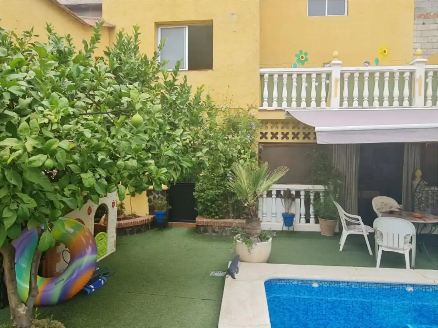 Jardí de Casa o xalet en venda en Pinos Puente amb Piscina i Balcó