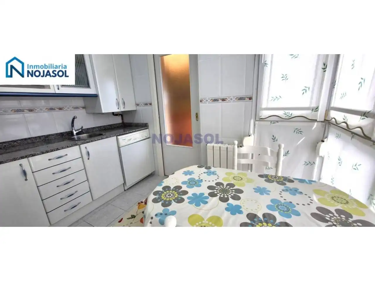 Cuina de Apartament en venda en Noja amb Calefacció, Terrassa i Traster