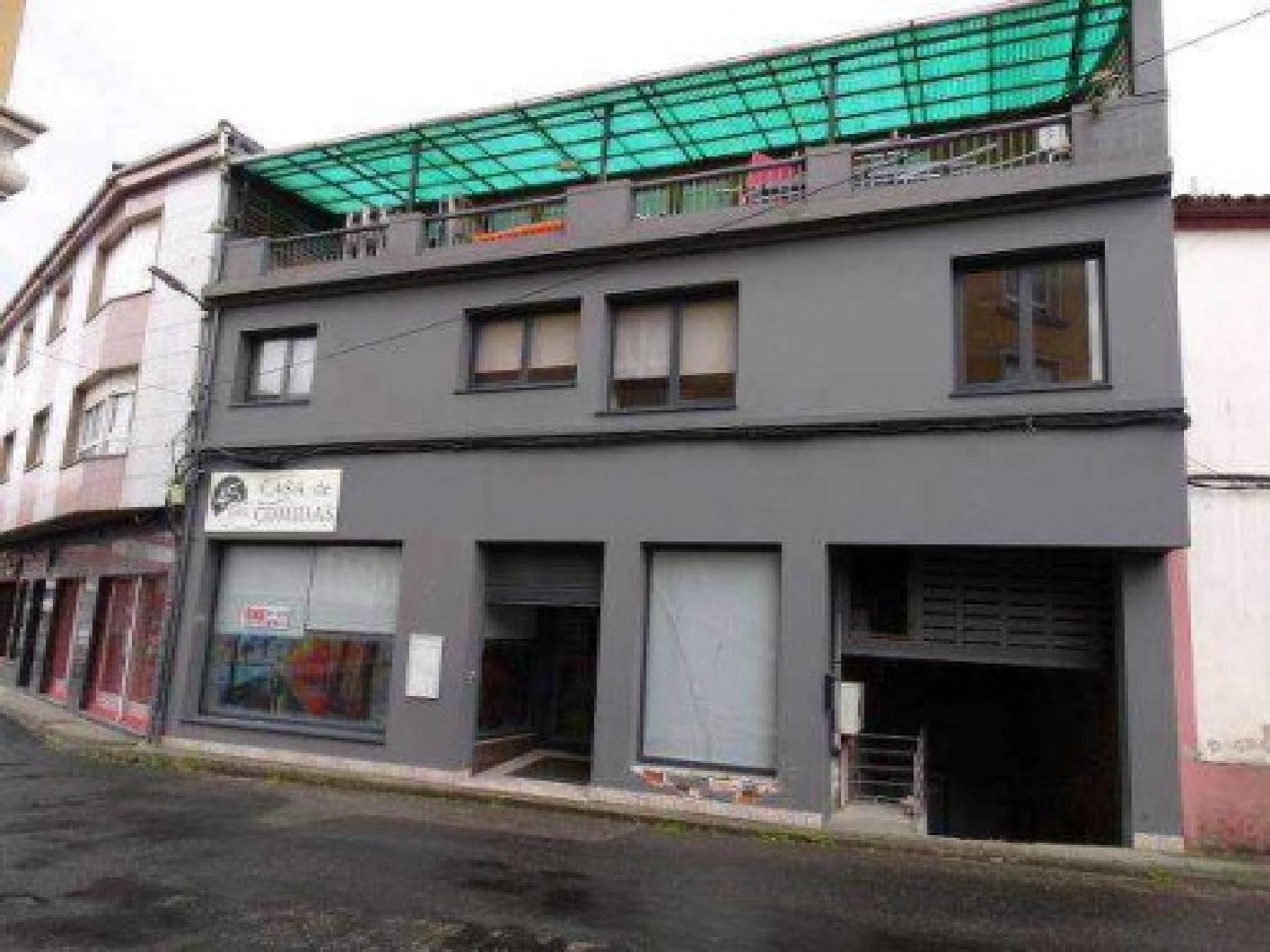 Vista exterior de Casa o xalet en venda en Vimianzo amb Traster