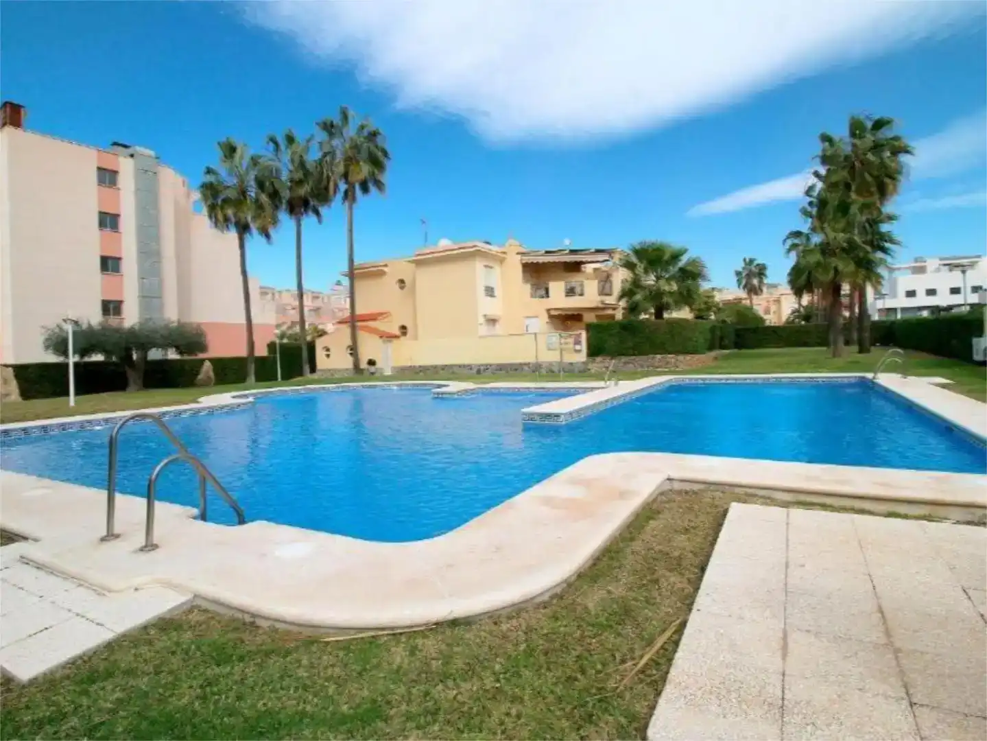 Swimming pool of Flat for sale in Vera  with Air Conditioner and Swimming Pool