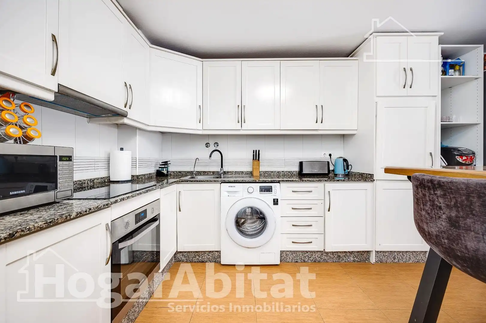 Flat with terrace for sale in Calle FINLANDIA, imagen 12
