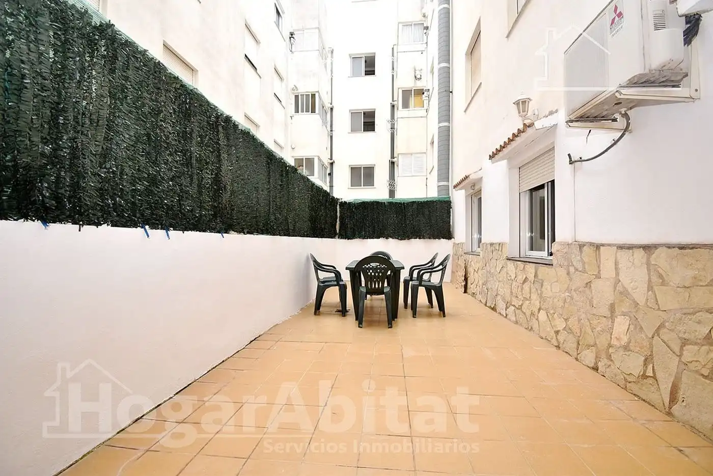 Exterior view of Flat for sale in Onda  with Air Conditioner, Terrace and Storage room