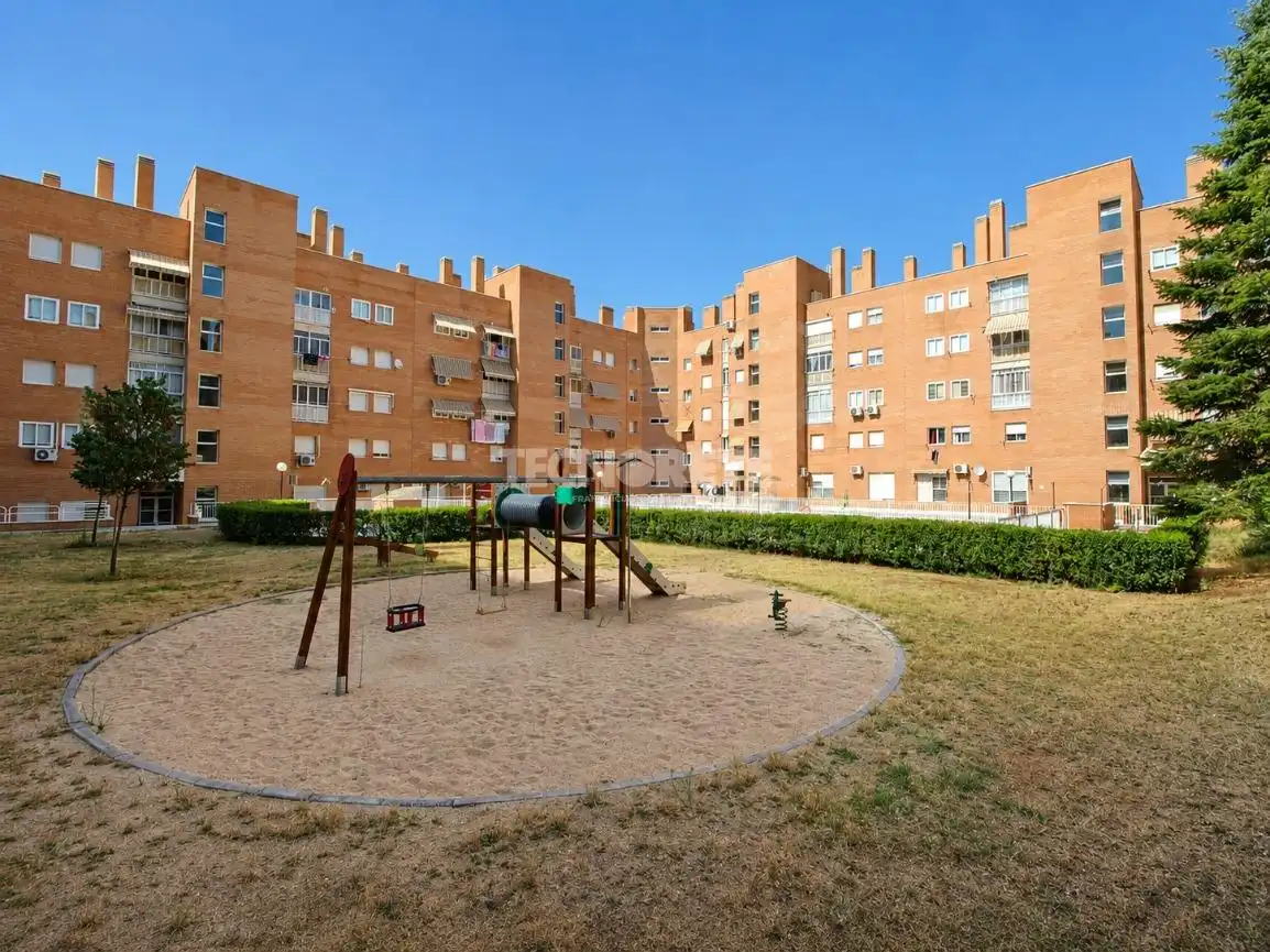 Appartamento con piscina in vendita a Avenida Río Estenilla, imagen 22