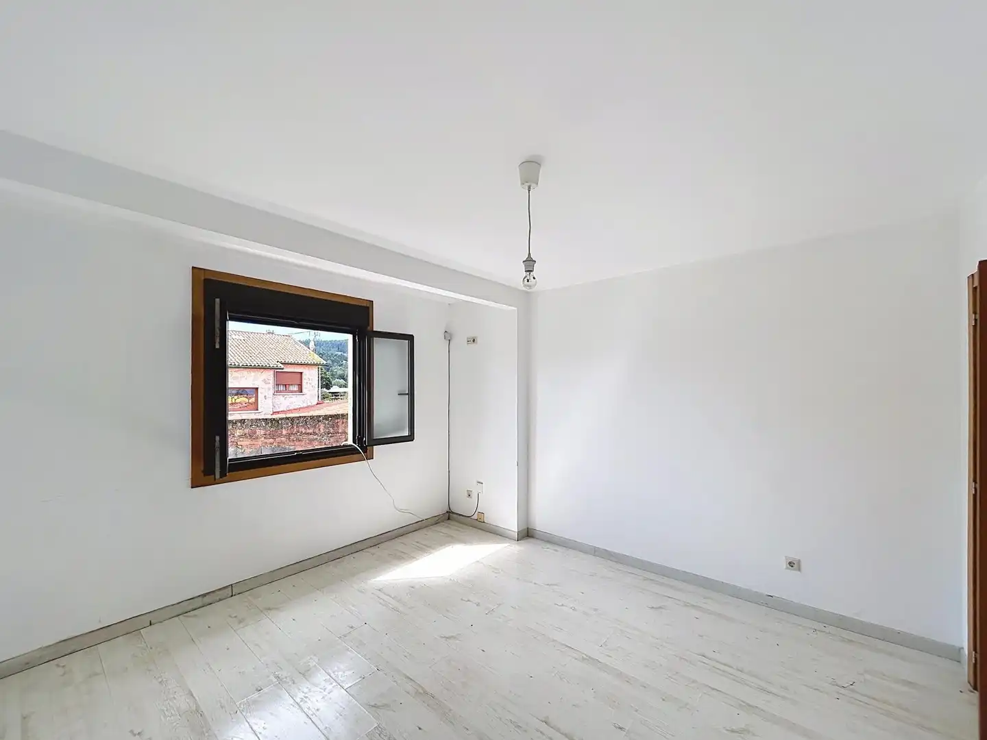 Habitación de Casa o chalet en venta en Valga con Calefacción y Terraza