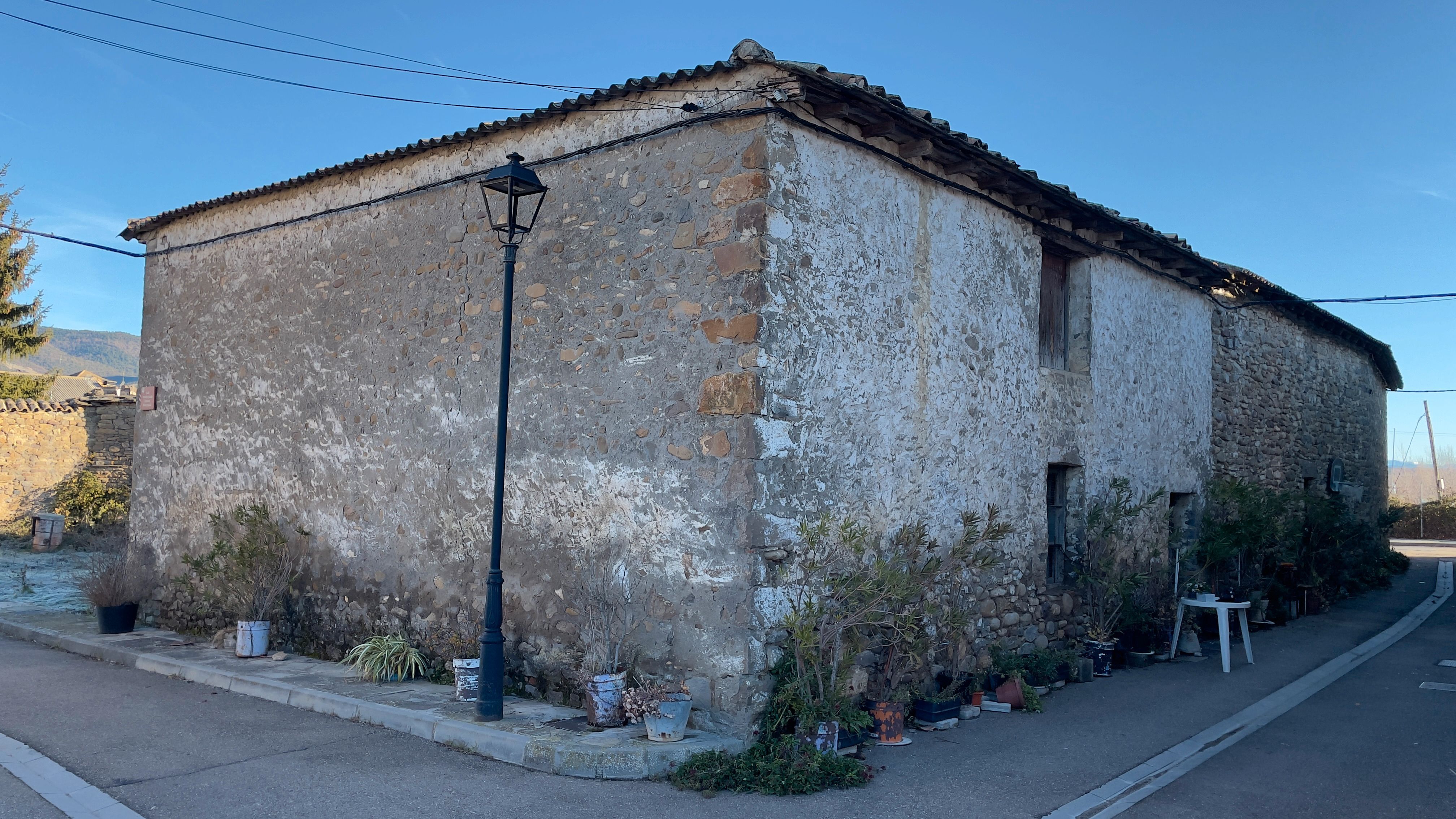 Außenansicht von Country house zum verkauf in Santa Cilia