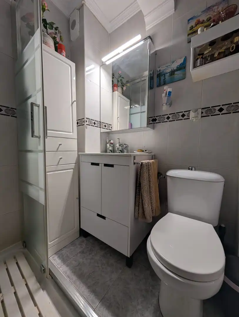 Baño de Piso en venta en Huelva con Aire acondicionado
