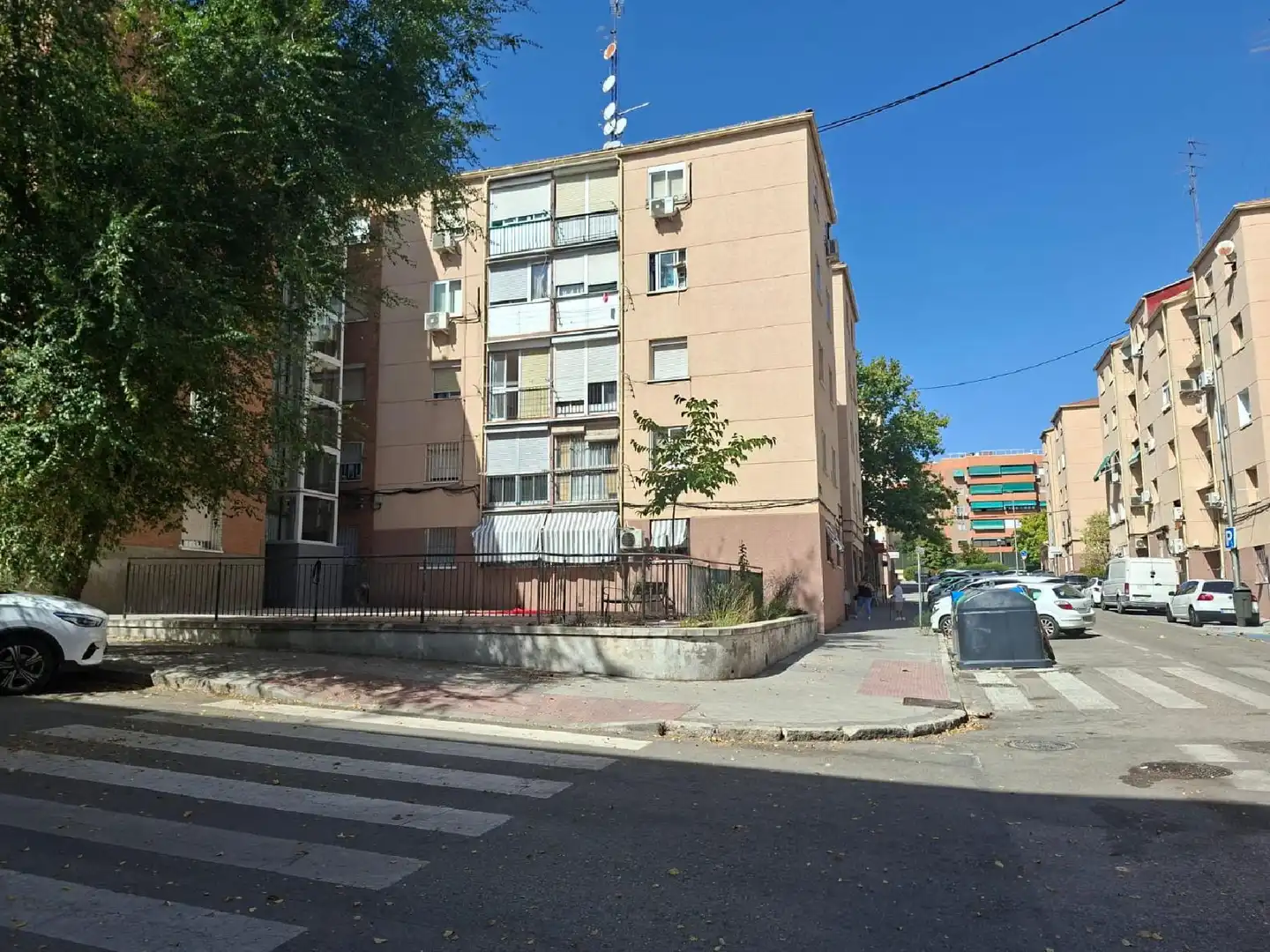 Vista exterior de Piso en venta en Vicálvaro