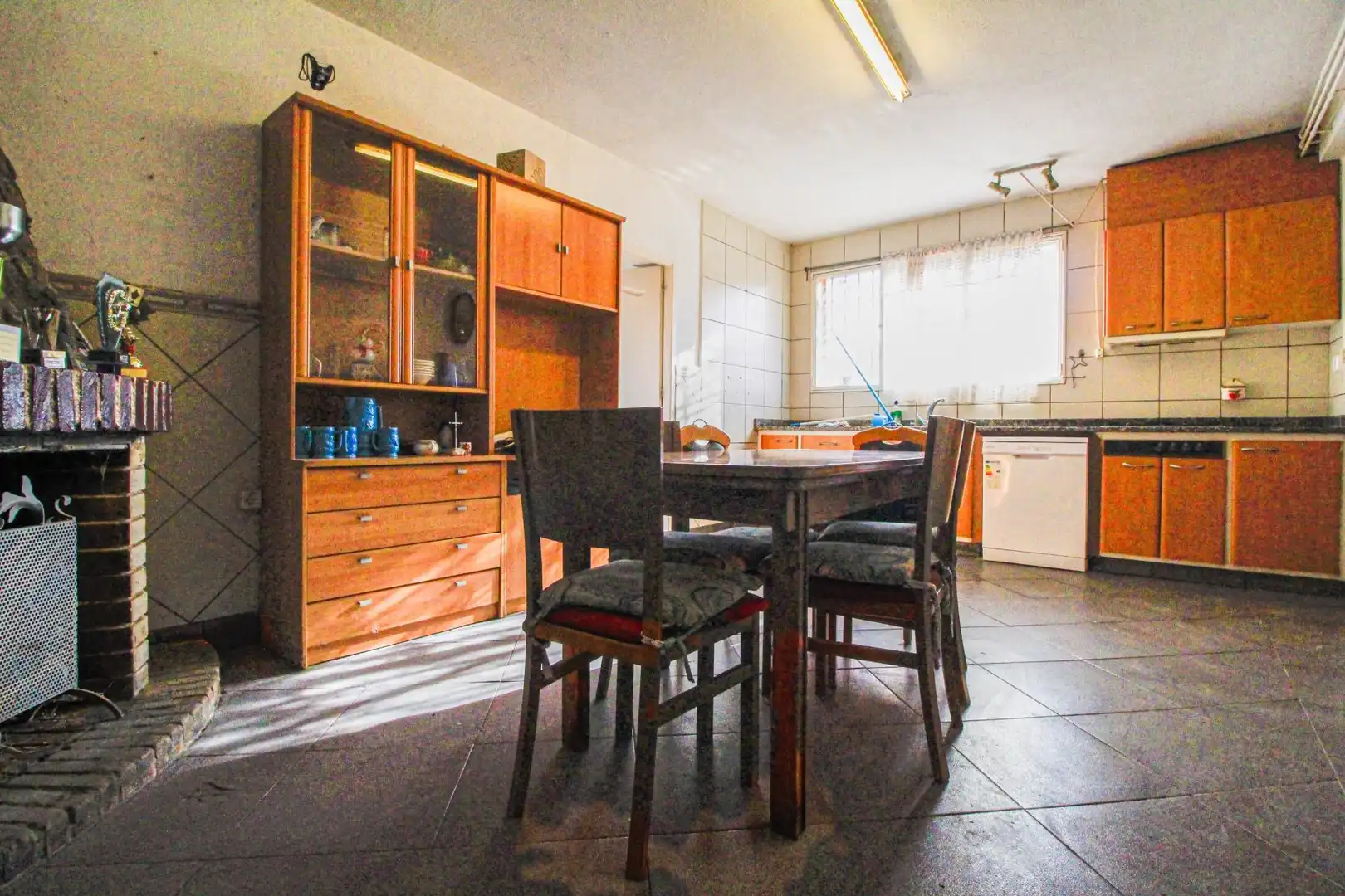Cuina de Casa adosada en venda en Cabanes (Girona) amb Jardí privat, Traster i Moblat