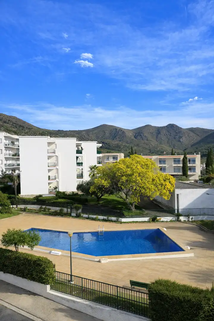 Exterior view of Apartments for sale in Roses  with Heating, Terrace and Furnished