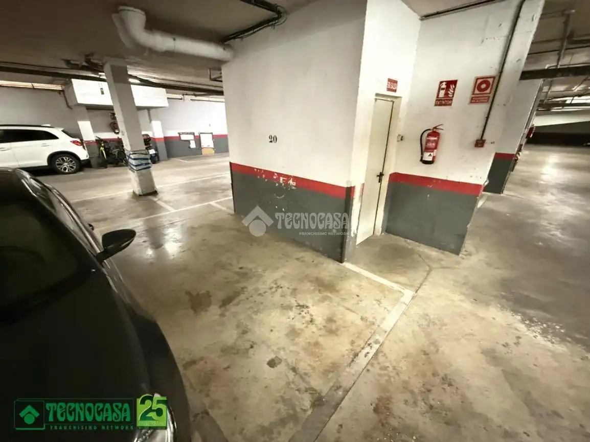 Aparcament de Pis en venda en Ciudad Real amb Aire condicionat i Calefacció