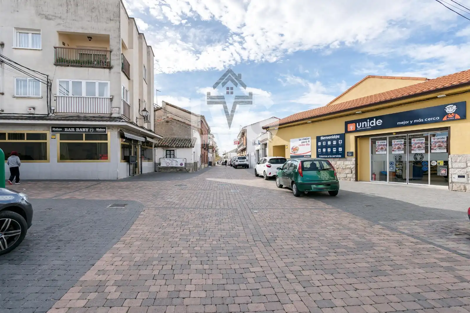 Vista exterior de Local de lloguer en Talamanca de Jarama amb Terrassa