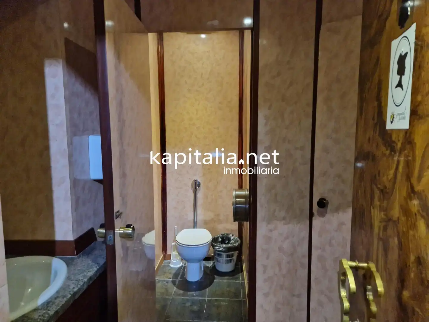 Business premises for sale in Eixample, imagen 8