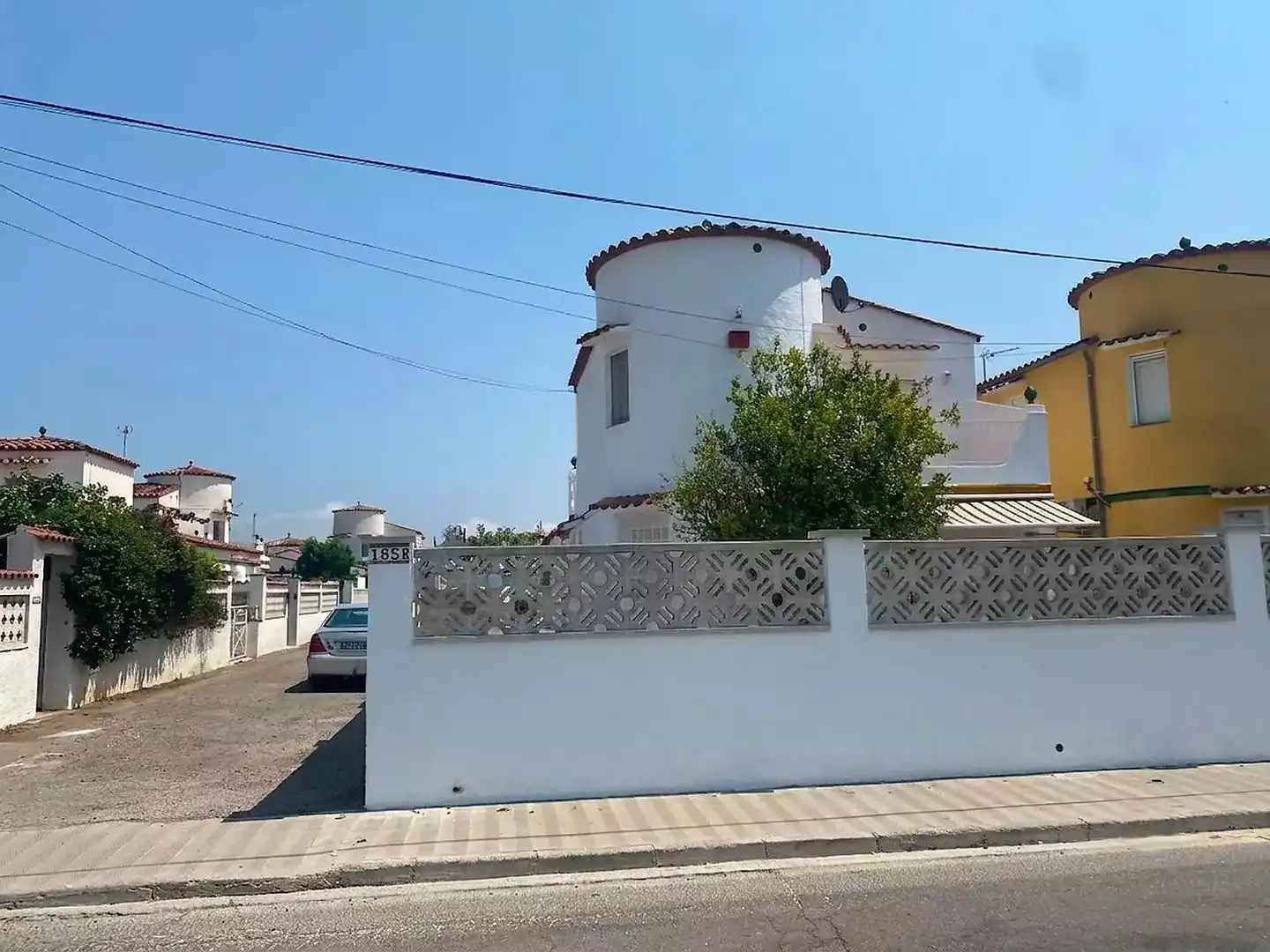 Casa con piscina in vendita a Carrer la Siesta 185B Puigmal C 17 17487 Empuriabrava, imagen 2