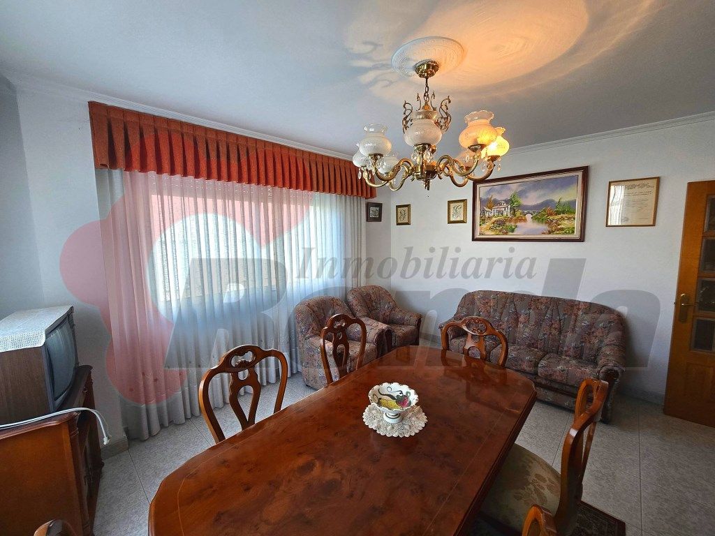 Living room of Flat for sale in Monterroso  with Furnished