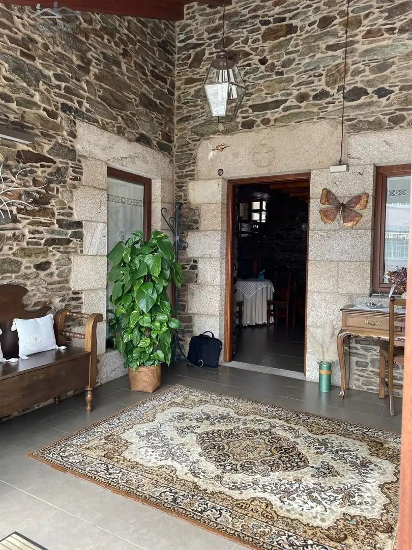 Casa o chalet en venta en Ordes con Jardín privado y Trastero