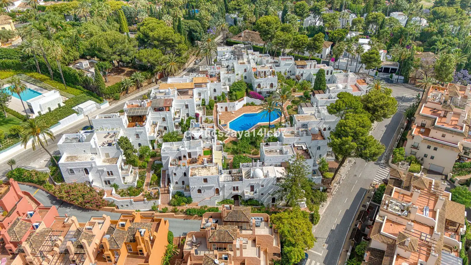 Reihenhaus mit Pool zum Verkauf in Nueva Andalucía, imagen 30