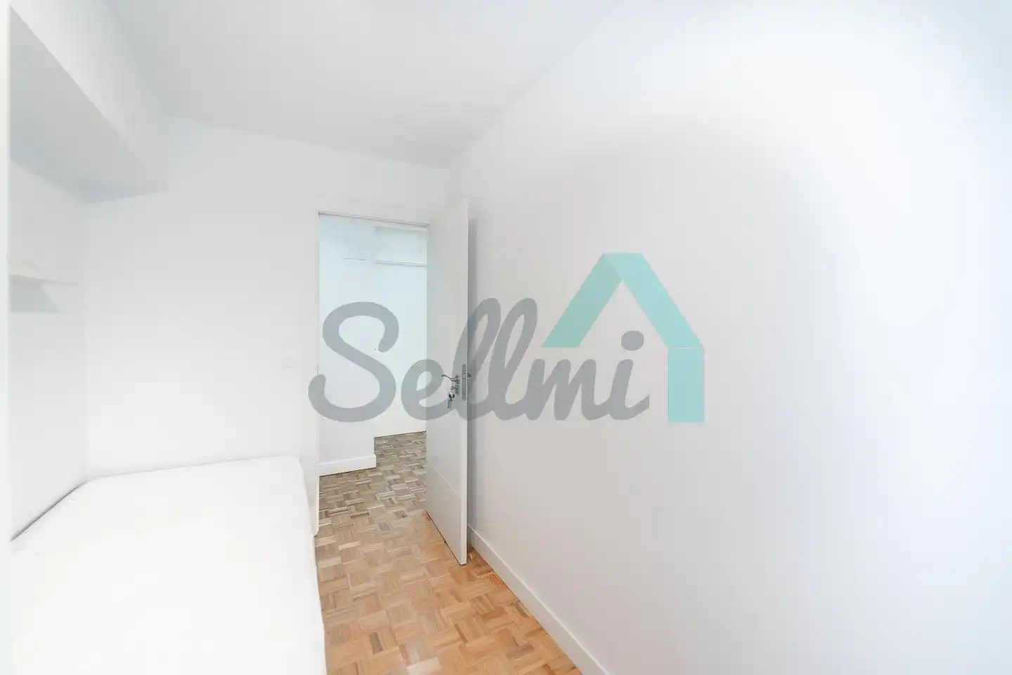 Schlafzimmer von Wohnung zur untervermieten in Gijón  mit Heizung, Parkett und Terrasse