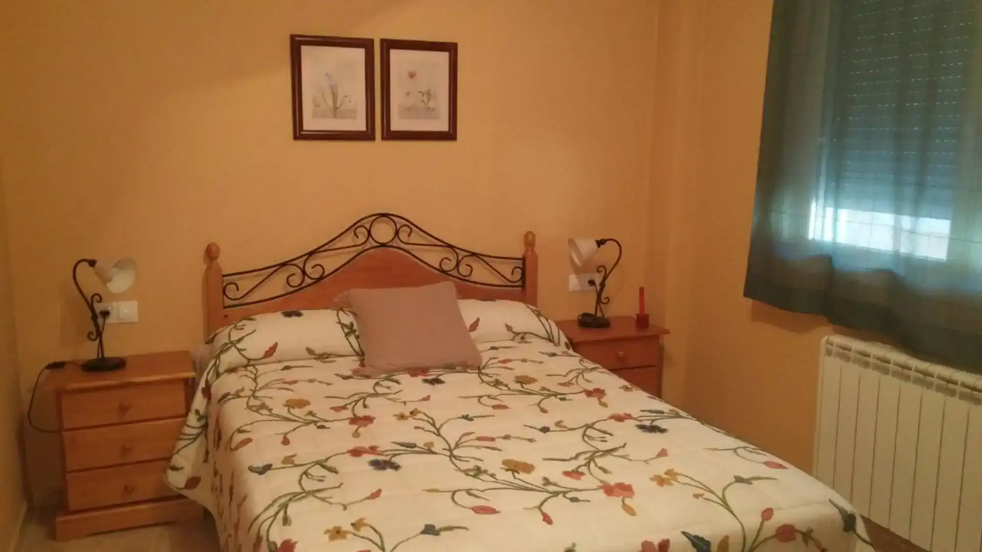 Dormitori de Dúplex en venda en Salvacañete amb Moblat, Forn i Rentadora