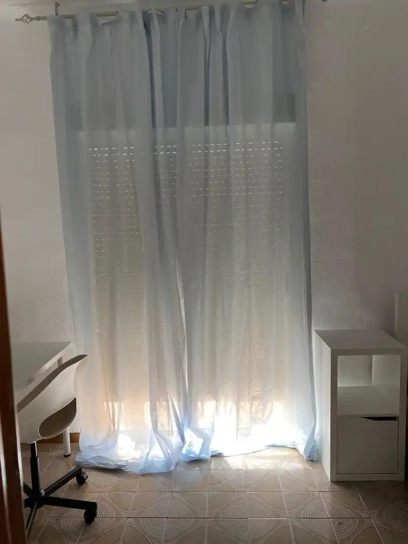 Bedroom of Flat for rent in Granada  with Air Conditioner, Heating and Furnished