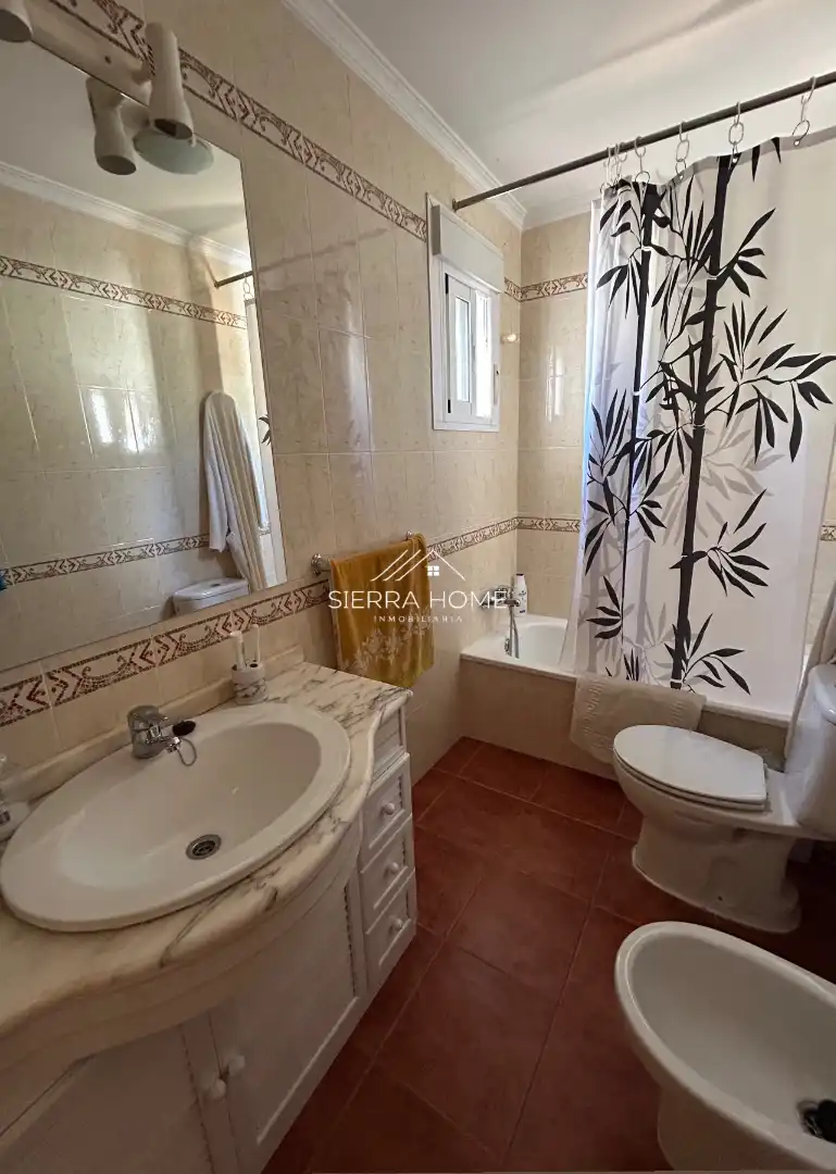 Casa con piscina en venta en Avenida Diputacion, imagen 6