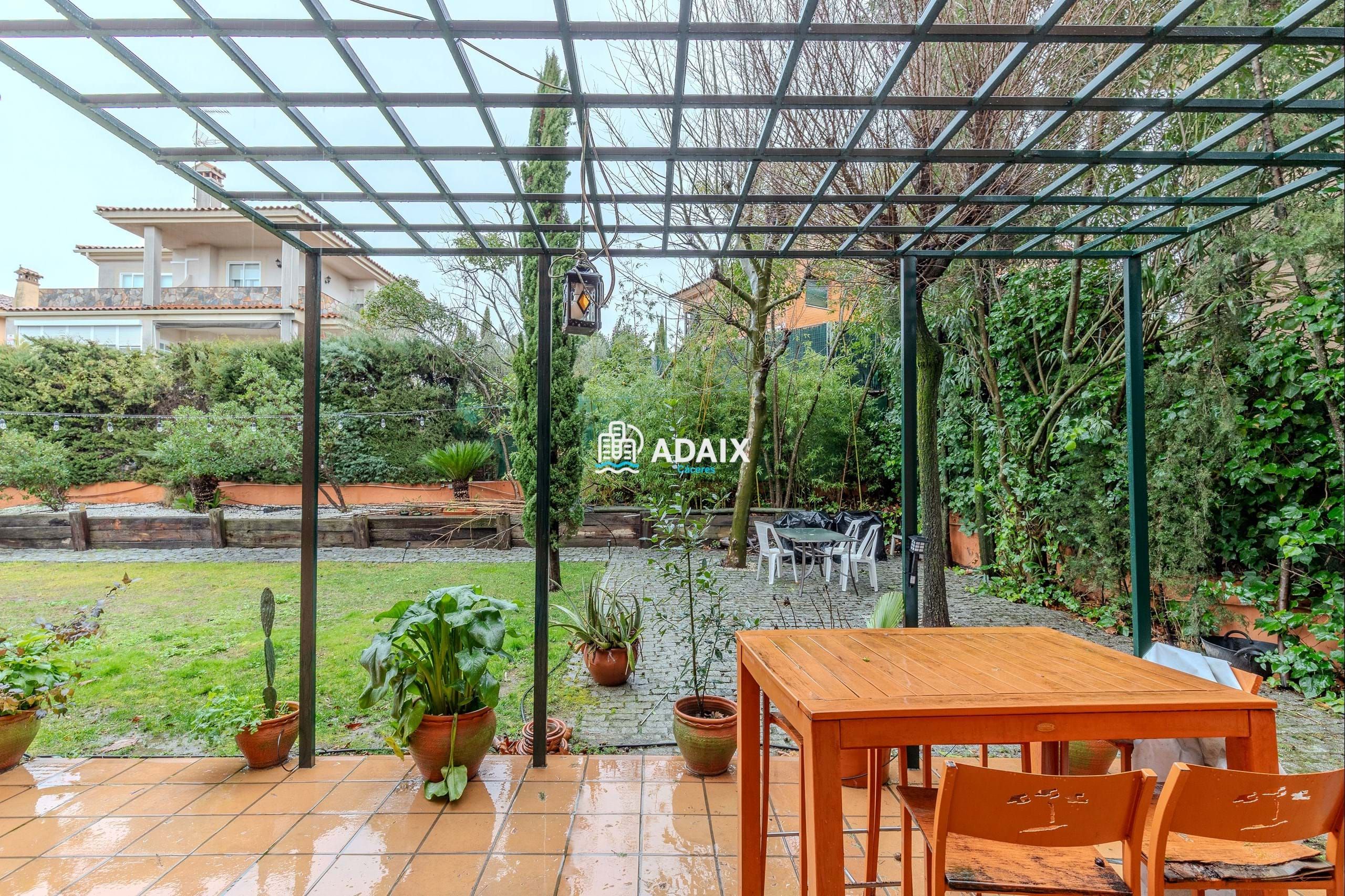 Garden of House or chalet for sale in Cáceres Capital  with Air Conditioner, Heating and Terrace