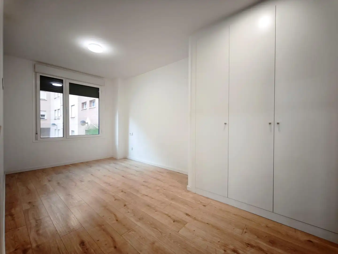 Habitación de Piso de alquiler en Valencia con Aire acondicionado, Calefacción y Parquet