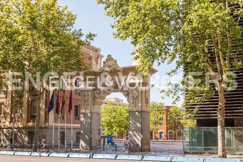Exterior view of Flat for rent in Madrid  with Air Conditioner, Heating and Swimming Pool