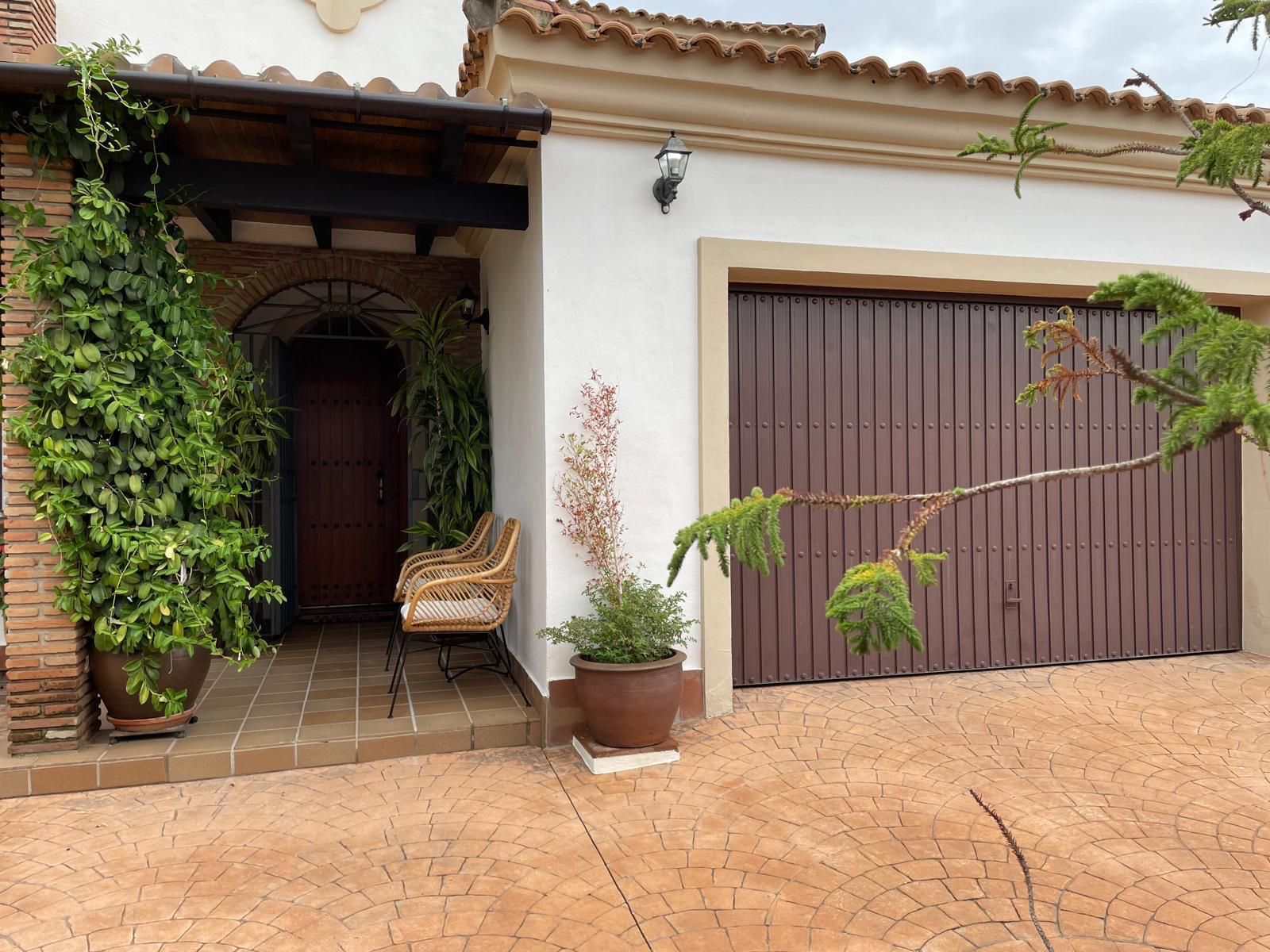 Casa o xalet en venda en Algeciras amb Aire condicionat, Jardí privat i Terrassa