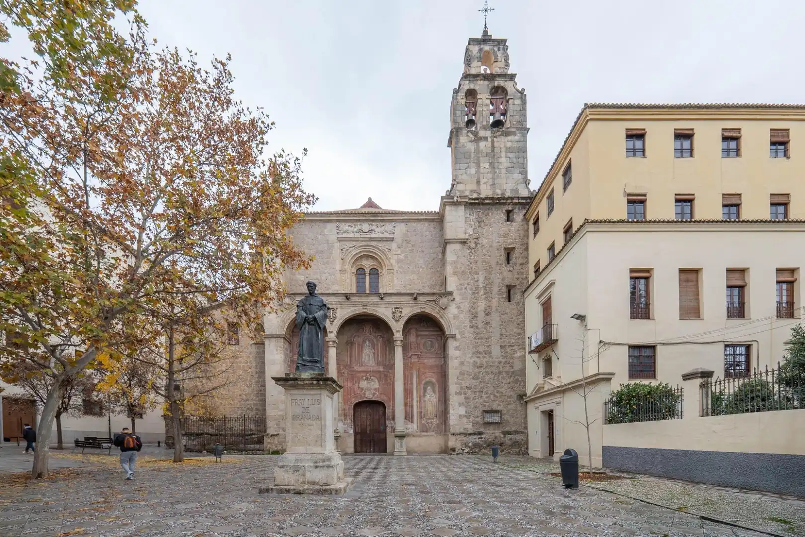 Vista exterior de Piso en venta en Granada con Calefacción