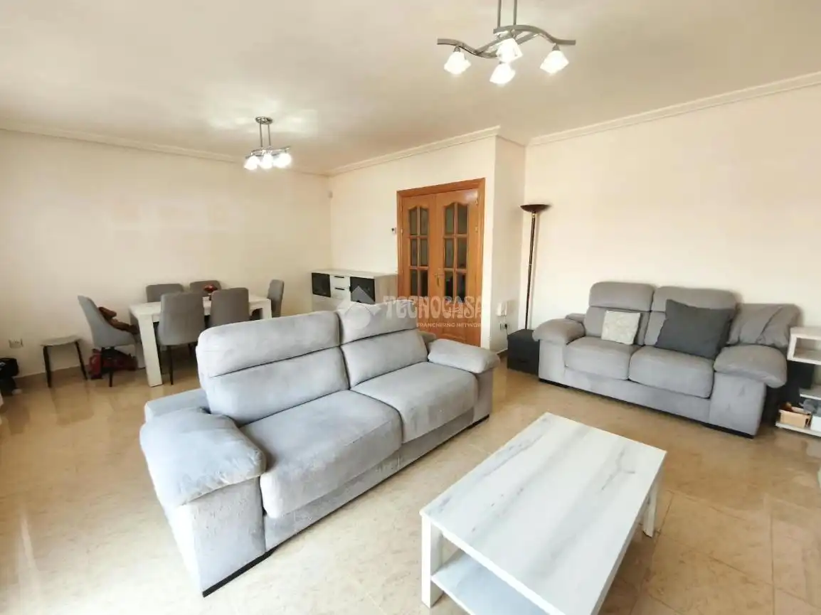 Casa aparellada en venda a Medina del Campo, imagen 15