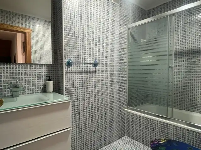 Baño de Dúplex en venta en Piélagos con Calefacción, Trastero y Amueblado