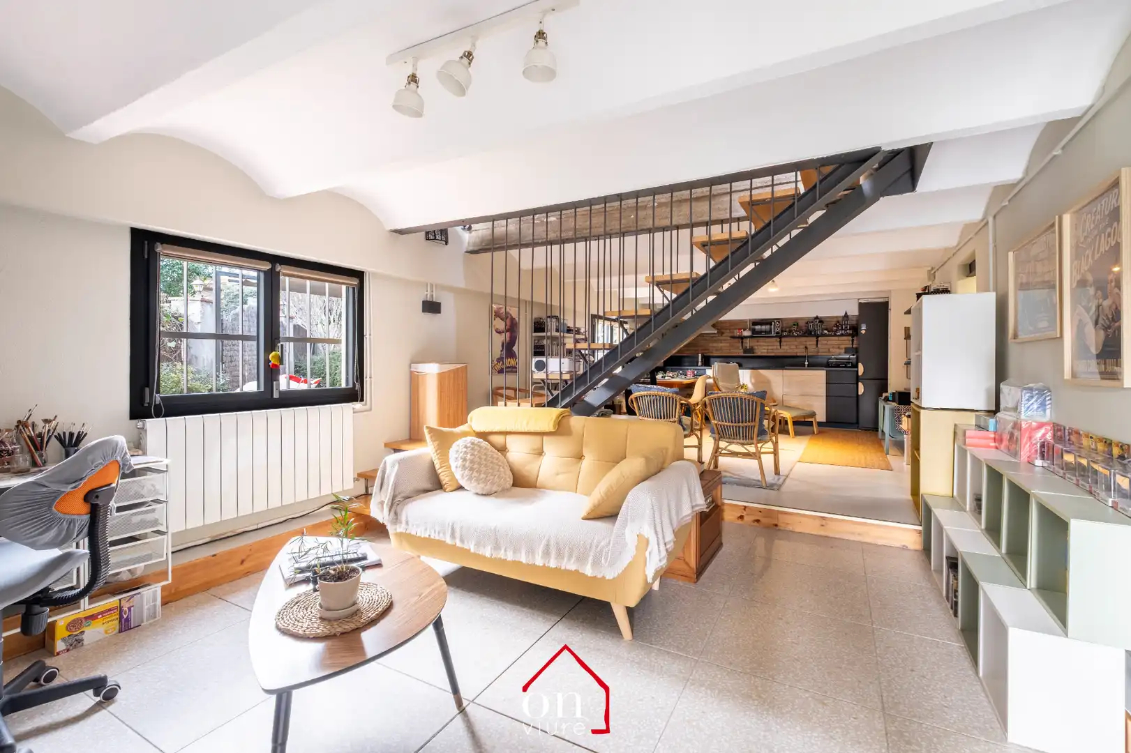 Living room of Houses for sale in Sant Cugat del Vallès  with Air Conditioner, Heating and Private garden
