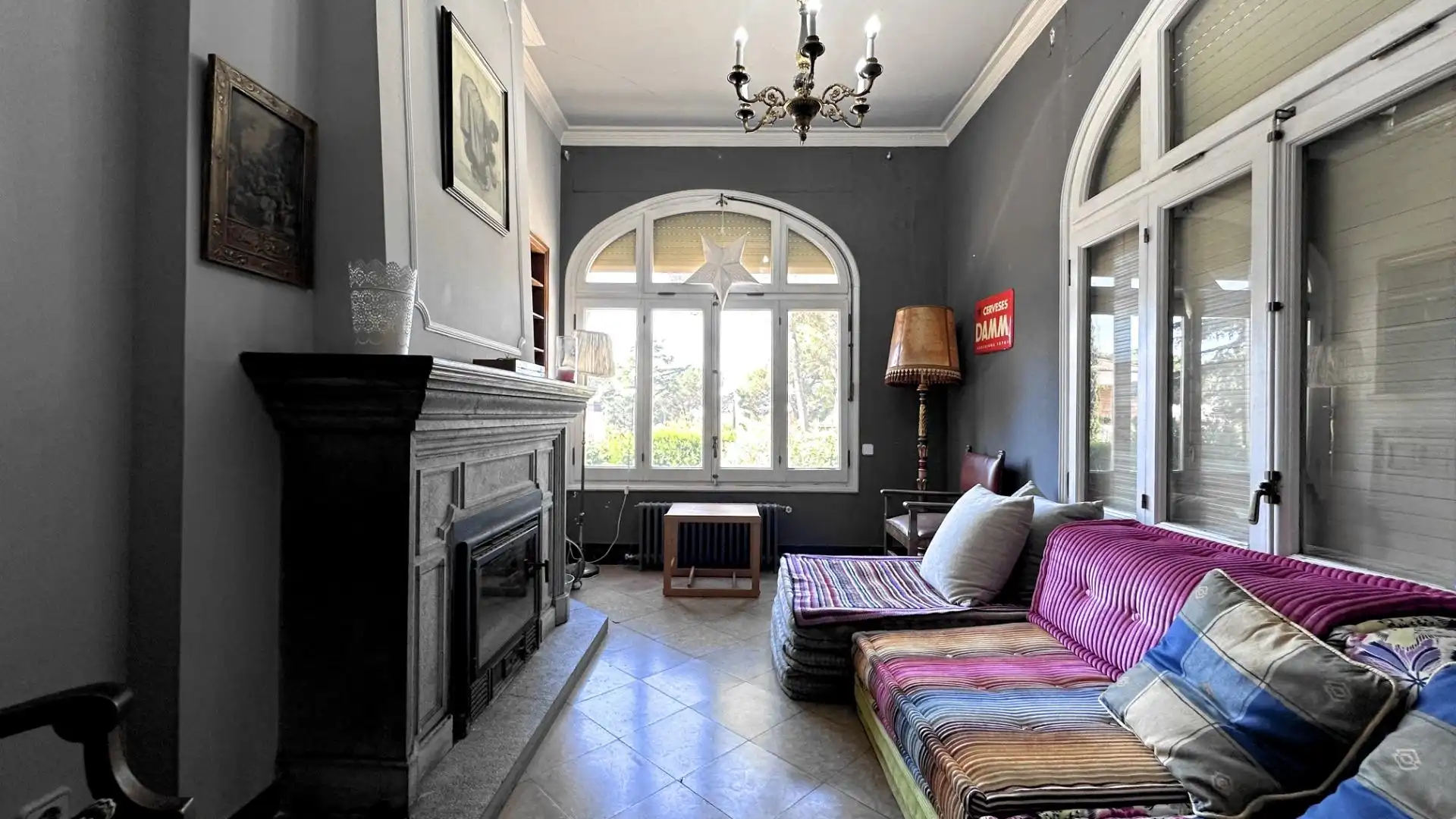 Sala de estar de Casa o chalet en venta en Terrassa con Aire acondicionado, Calefacción y Jardín privado