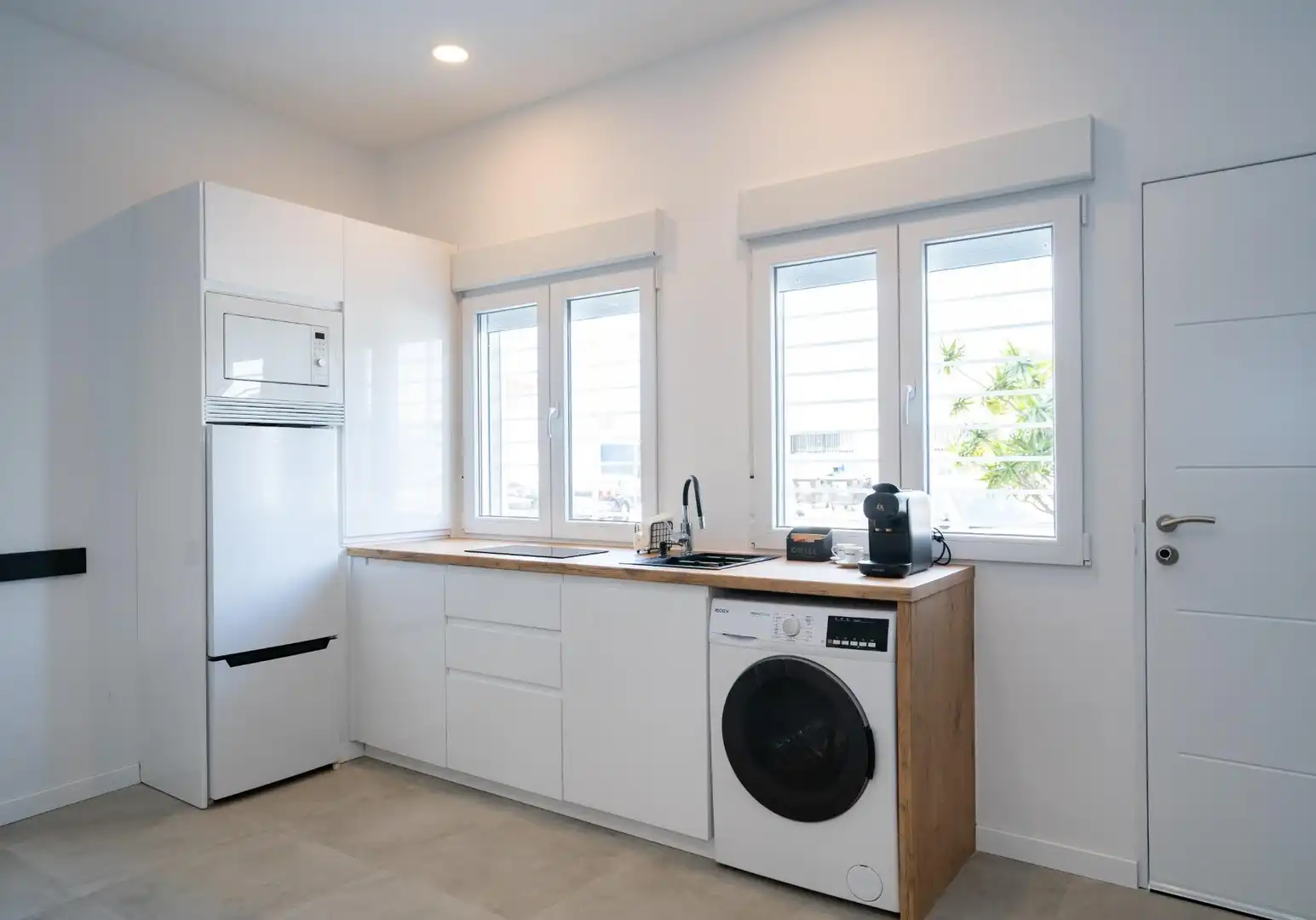 Kitchen of Apartments for sale in Málaga  with Community pool