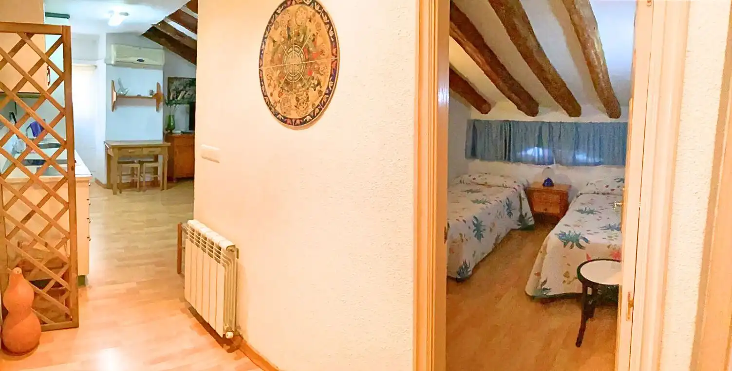 Dormitori de Finca rústica en venda en Velilla de Jiloca amb Jardí privat, Terrassa i Traster