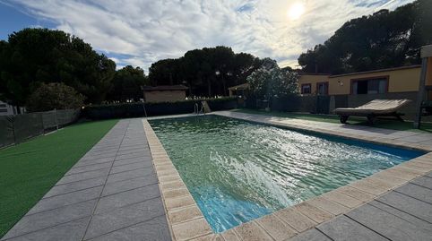 Panaderos Valladolid Inmobiliaria, Finca Rustica de 11.600m2 junto a Tordesillas con Piscina.