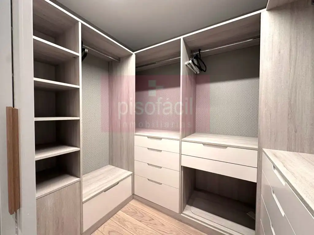 Bedroom of Flat for rent in Lugo