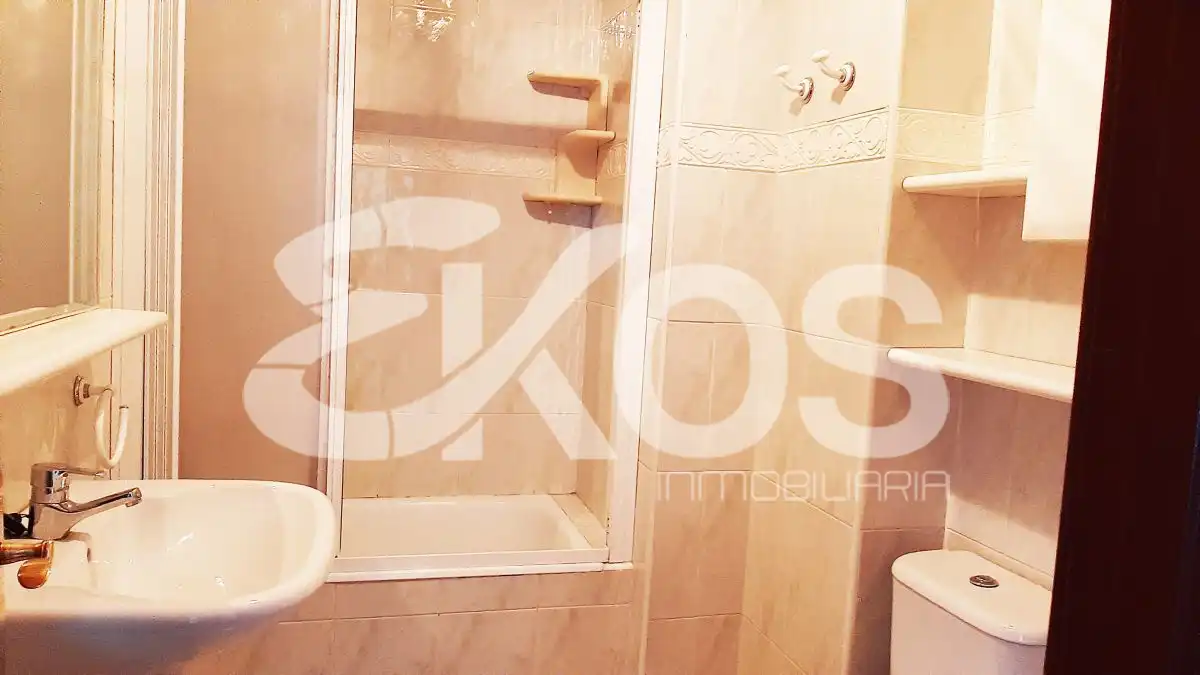 Bathroom of Duplexes for rent in Arrasate / Mondragón  with Heating, Storage room and Furnished