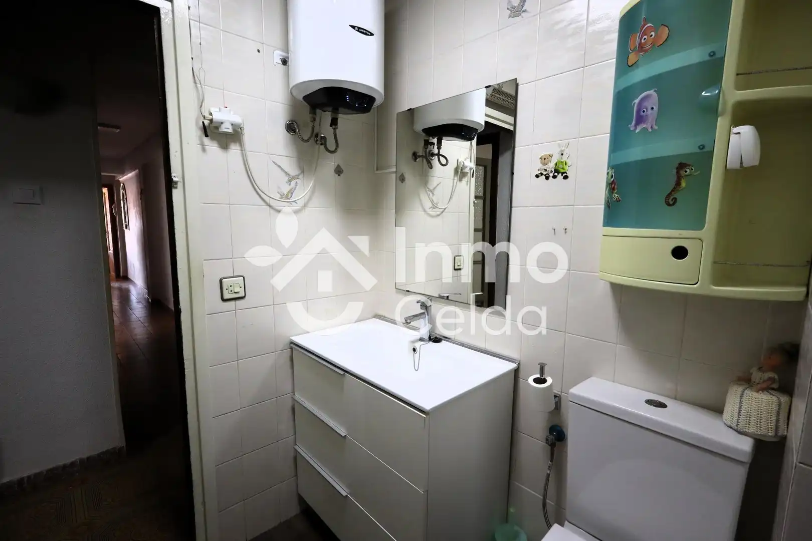 Flat for sale in Xirivella  with Air Conditioner, Heating and Furnished