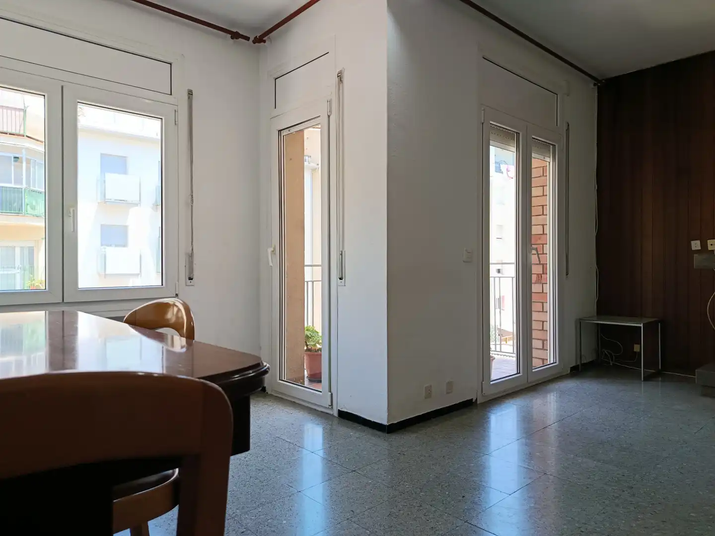 Wohnung zum Verkauf in Girona mit Heizung, Terrasse und Balkon