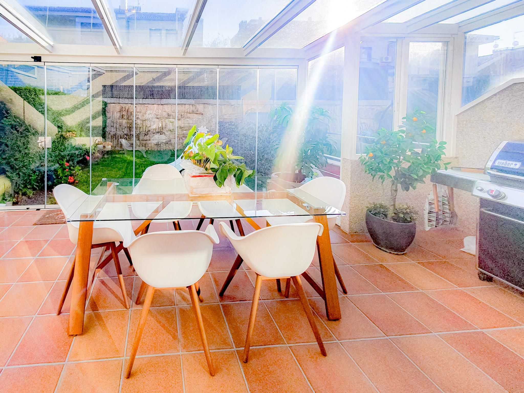 Jardí de Casa adosada en venda en Vigo  amb Calefacció, Jardí privat i Terrassa