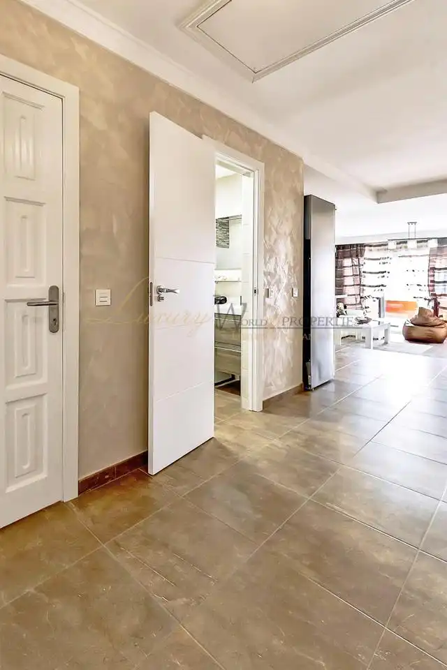 Dúplex en venta en Adeje con Terraza y Piscina comunitaria